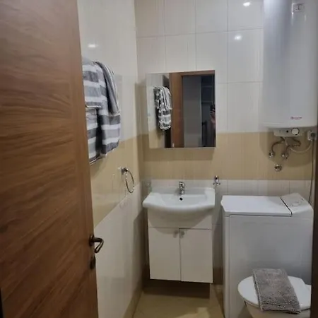 Sunrise L&t Apartament Apartment *